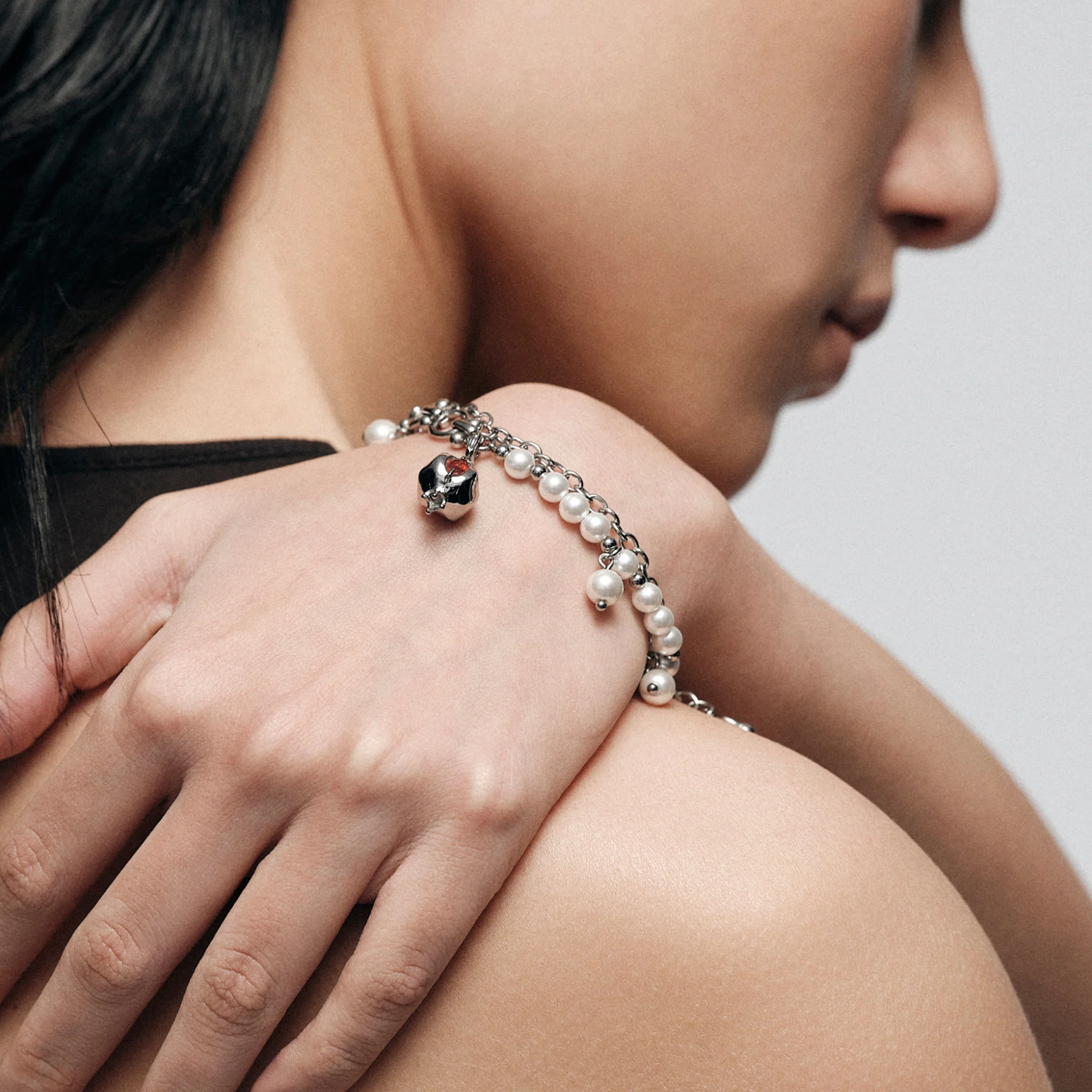 Bad Pomegranate Pearl Bracelet - Image 2