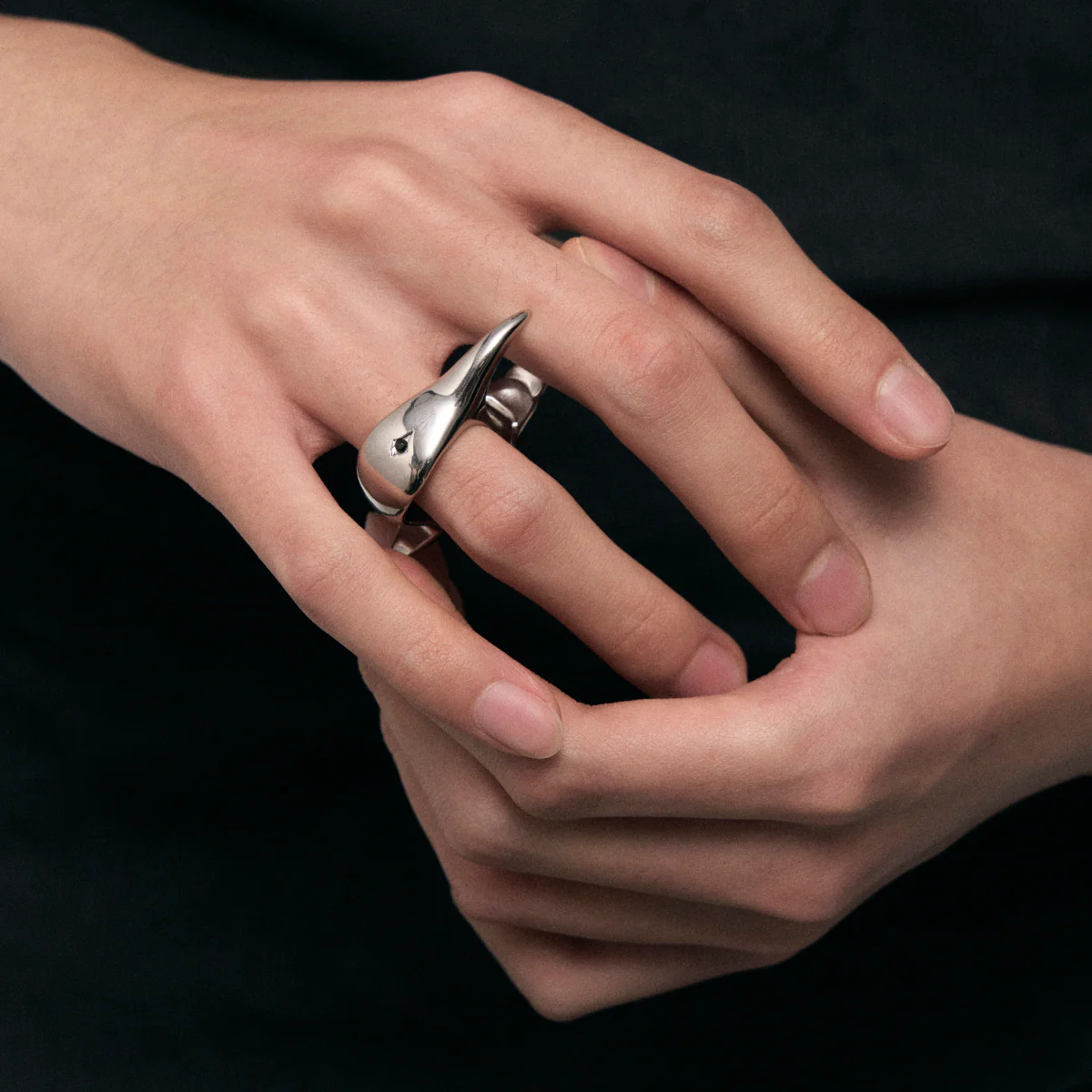Black Onyx Snake Tail Double Finger Ring - Image 3