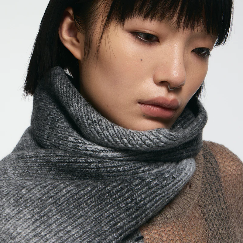 Black-White Gradient Distressed Scarf - Image 3
