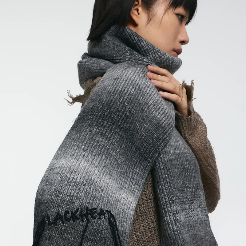 Black-White Gradient Distressed Scarf - Image 4