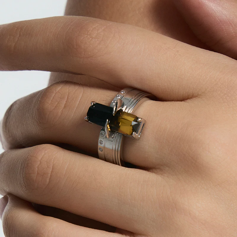 Bone Record Pattern Gradient Tourmaline Ring - Image 5