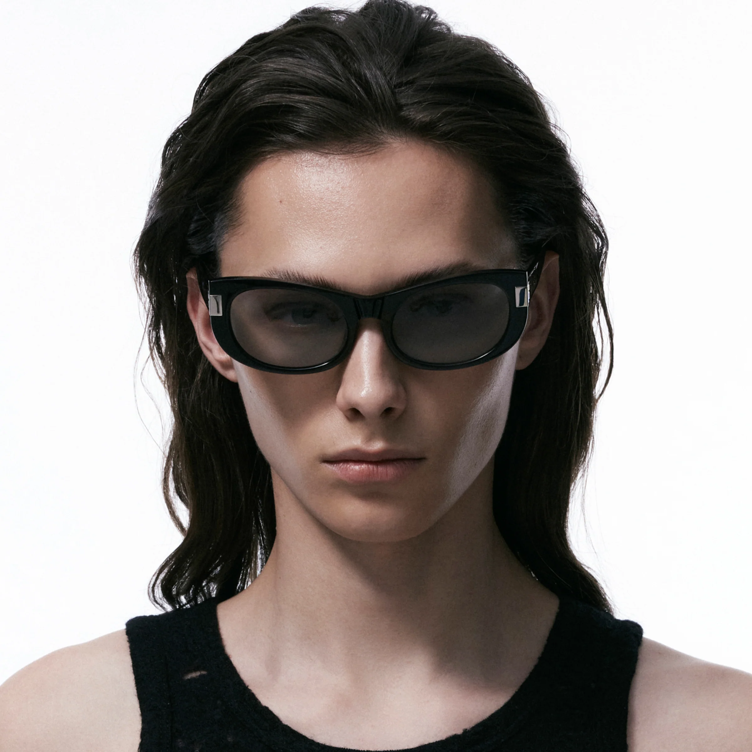 Cat-Eye B Square Sunglasses (Black) - Image 4