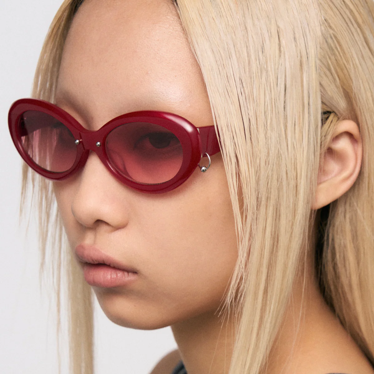 Cat Eye Full-Frame Sunglasses (Red) - Image 3