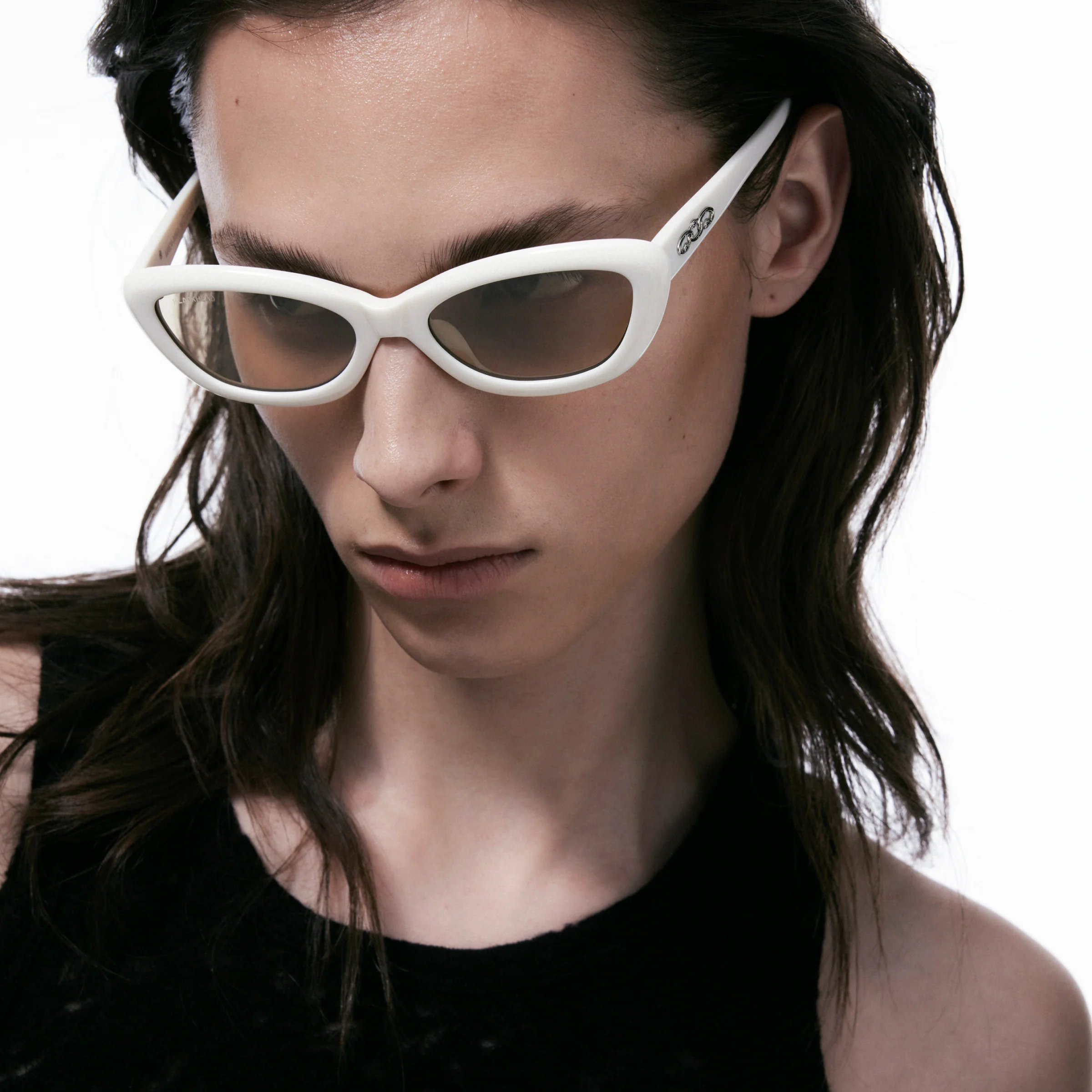 Cat-Eye Vintage Style Sunglasses (White) - Image 6