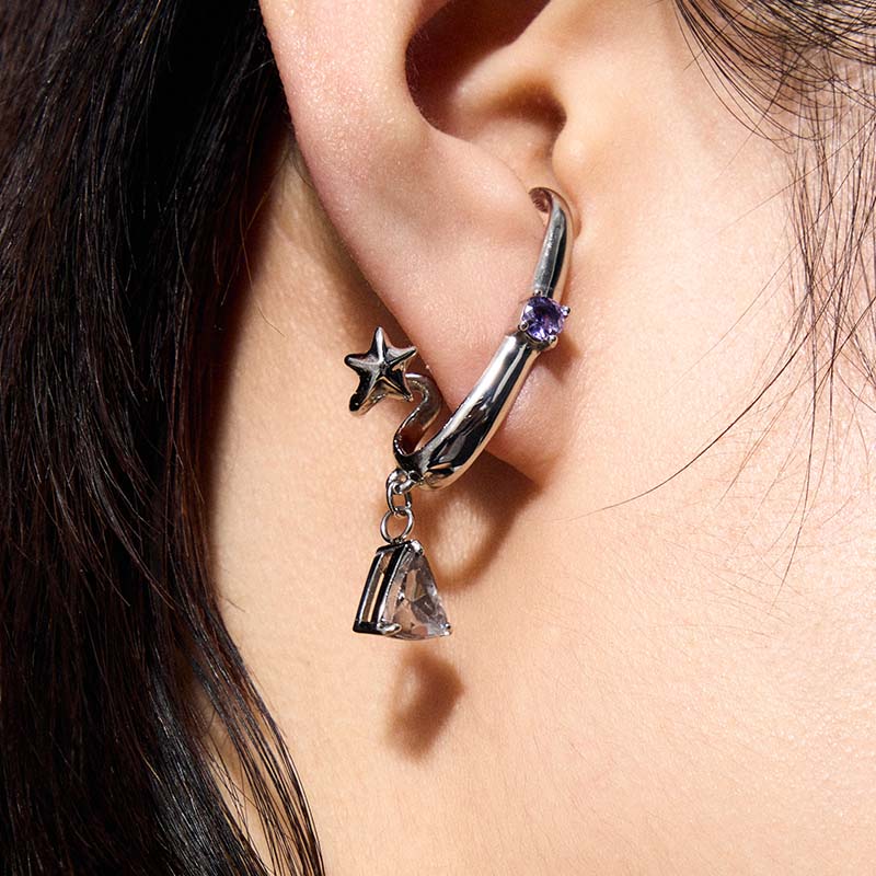 Christmas Colored Crystal Earrings - Image 5