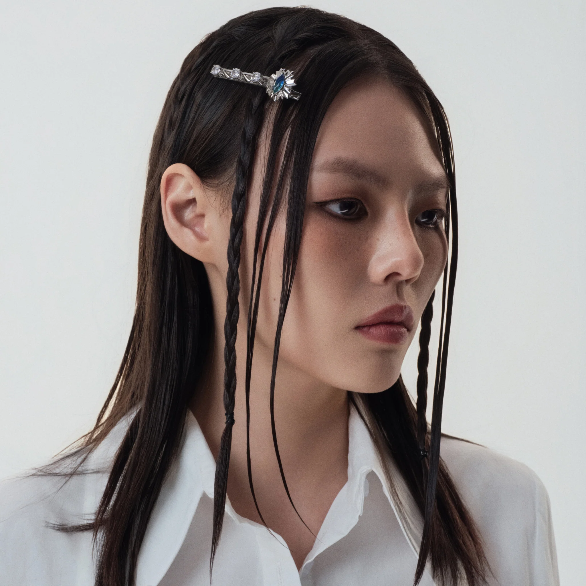 Cornflower Emblem Hair Clip - Image 4