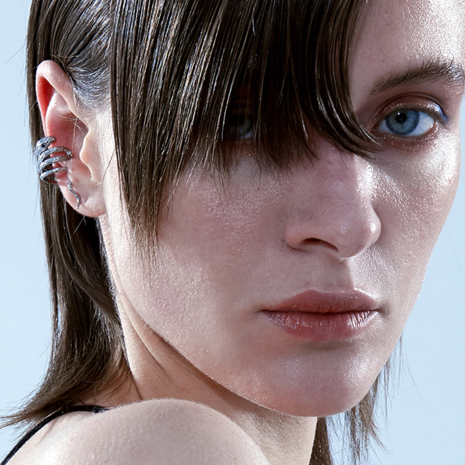 Empty Town Mono Snake Ear Cuff - Image 3