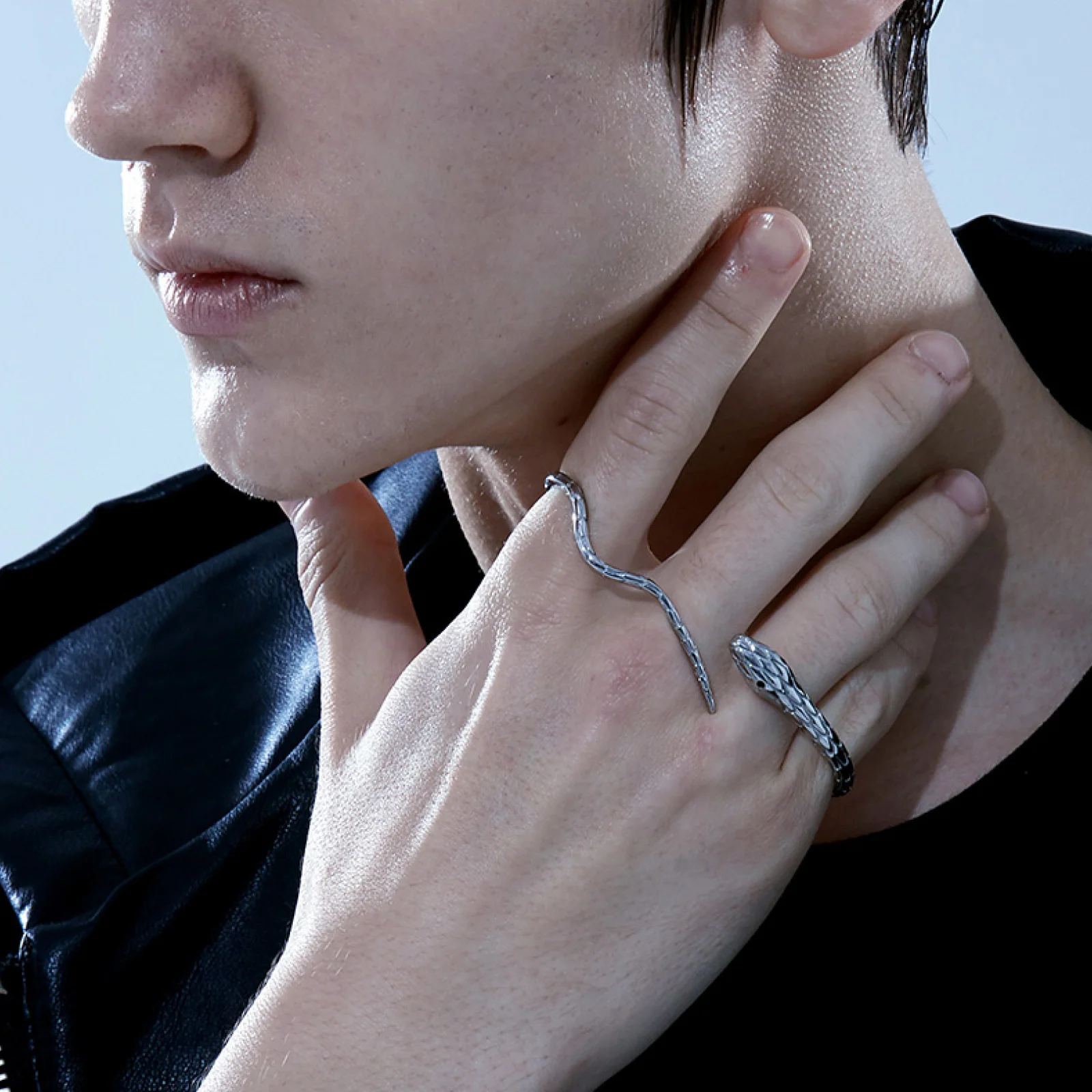 Empty Town-Snake Snake Palm Cuff - Image 3