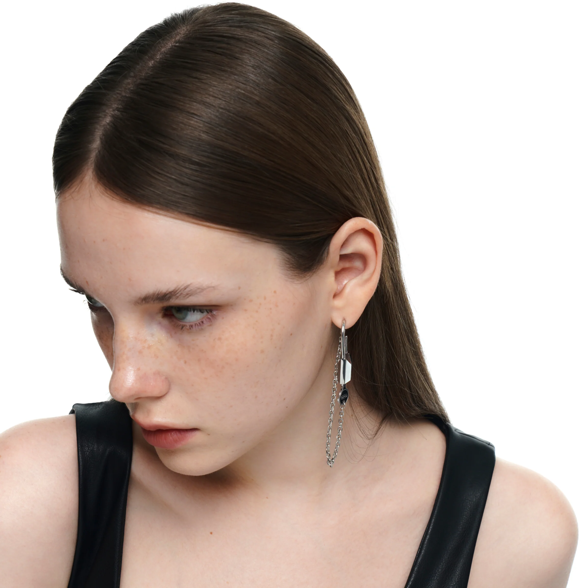 Lover's Interlock Faceted Rhinestone Lock Earring - Image 5