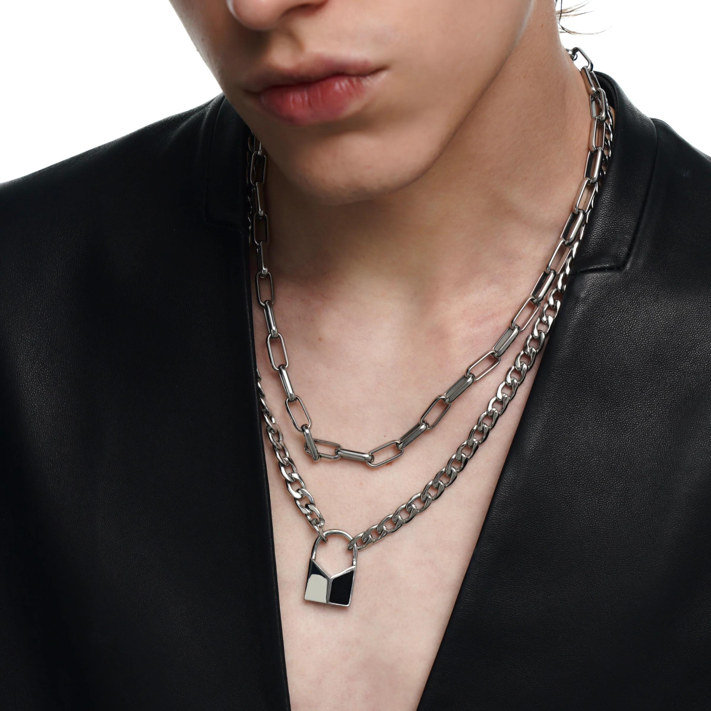 Lover's Interlock Faceted Rhinestone Lock Pendant Double-Layer Necklace - Image 3