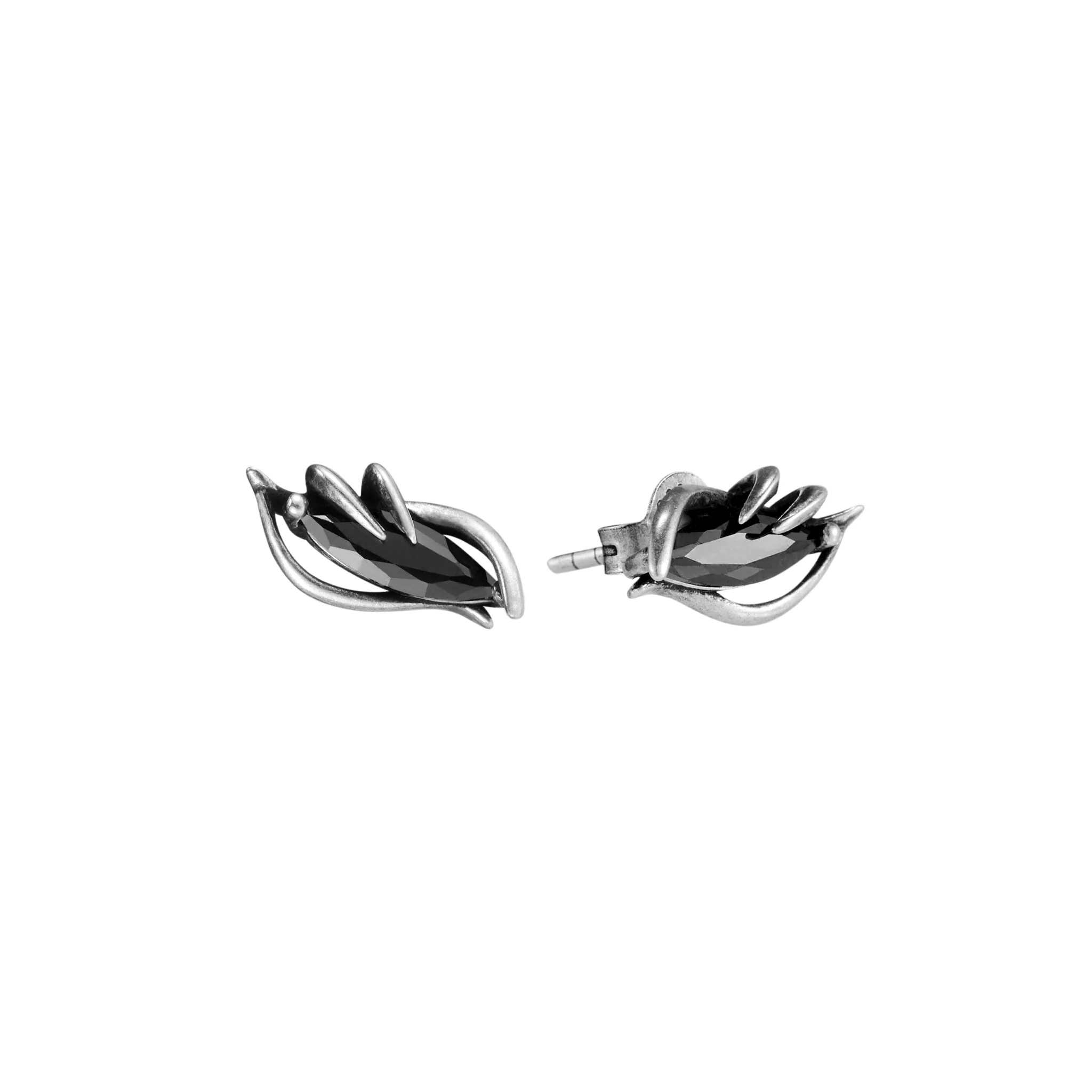 Fox Black Stud Earring - Image 5