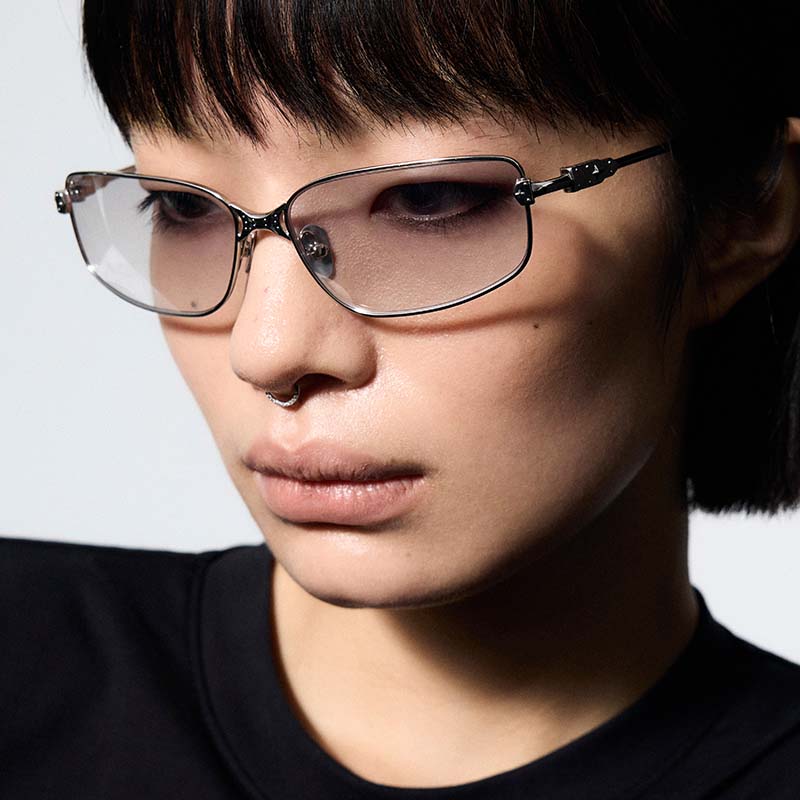 Full-Frame Metal Sunglasses - Image 3