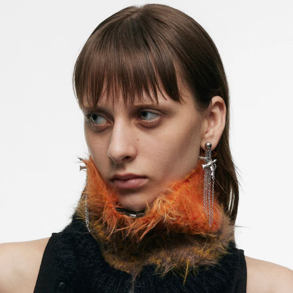 Gradient Color Zippered Neck Warmer - Image 3