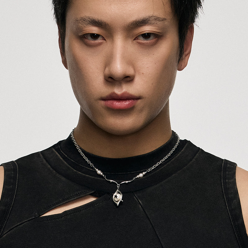 Gradient Eye Pearl Necklace - Image 3