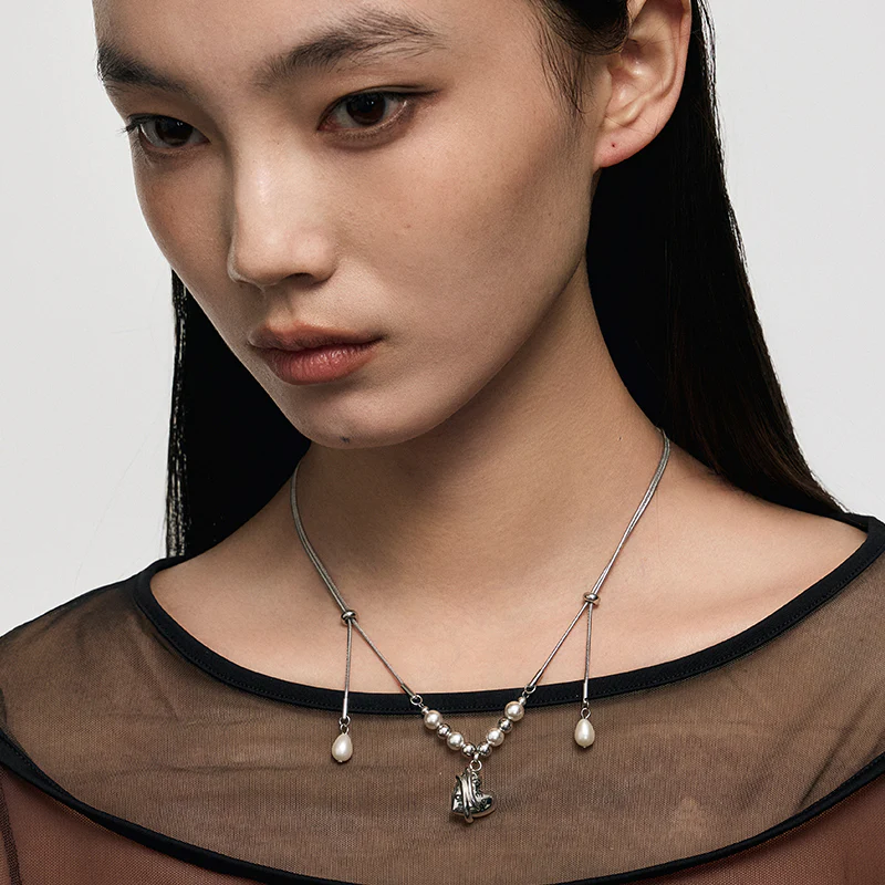 Graffiti Heart Pull-Out Necklace - Image 4