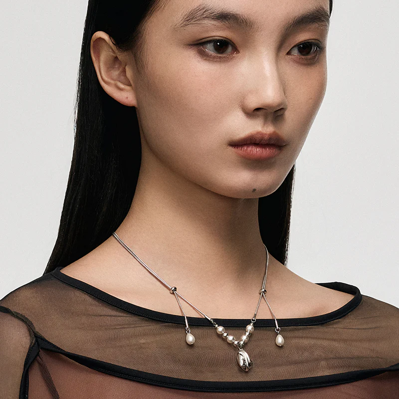 Graffiti Heart Pull-Out Necklace - Image 6