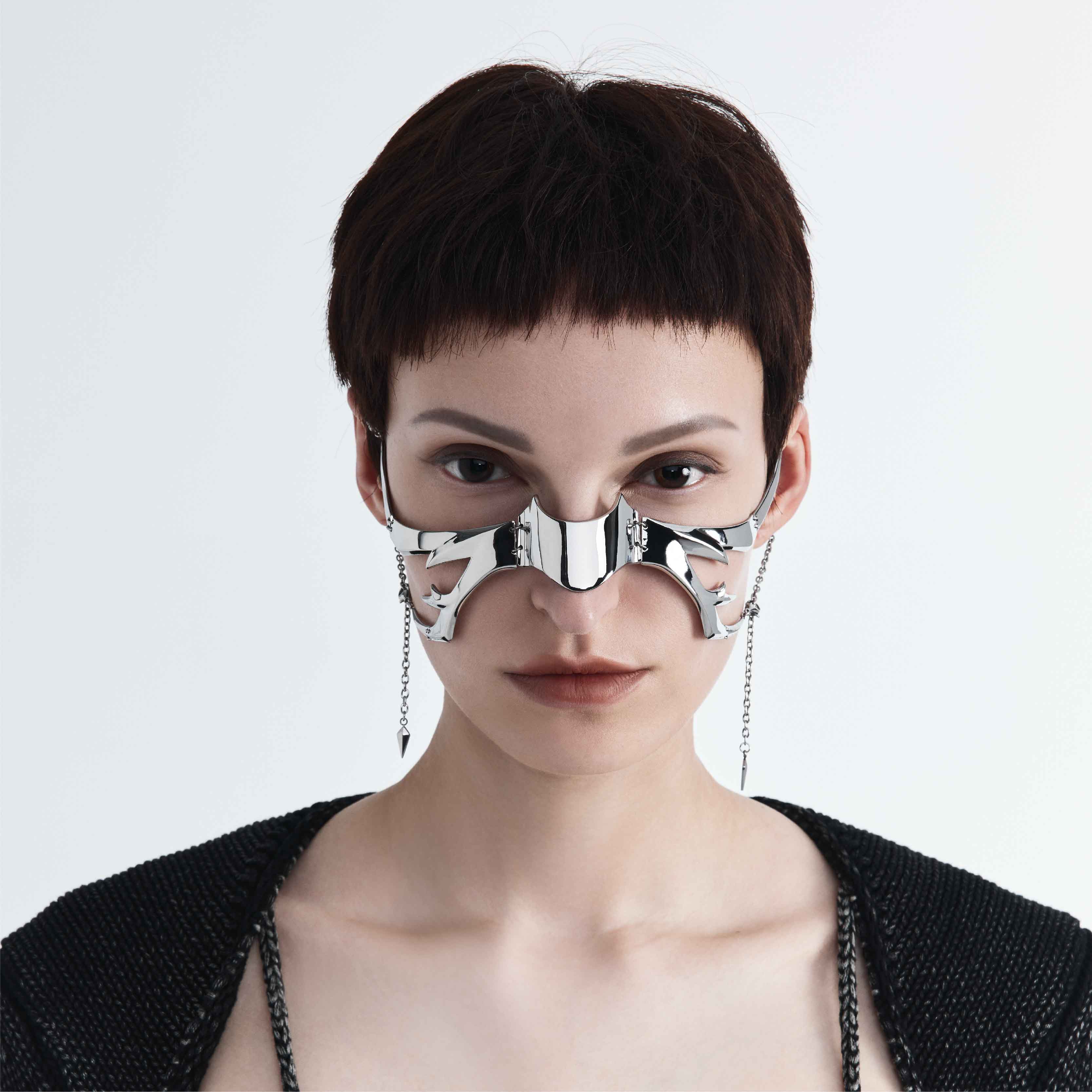 Intrusion Alien Face Jewelry/Earring Set - Image 3