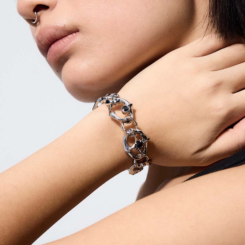 Knight Armor Chain Bracelet - Image 4