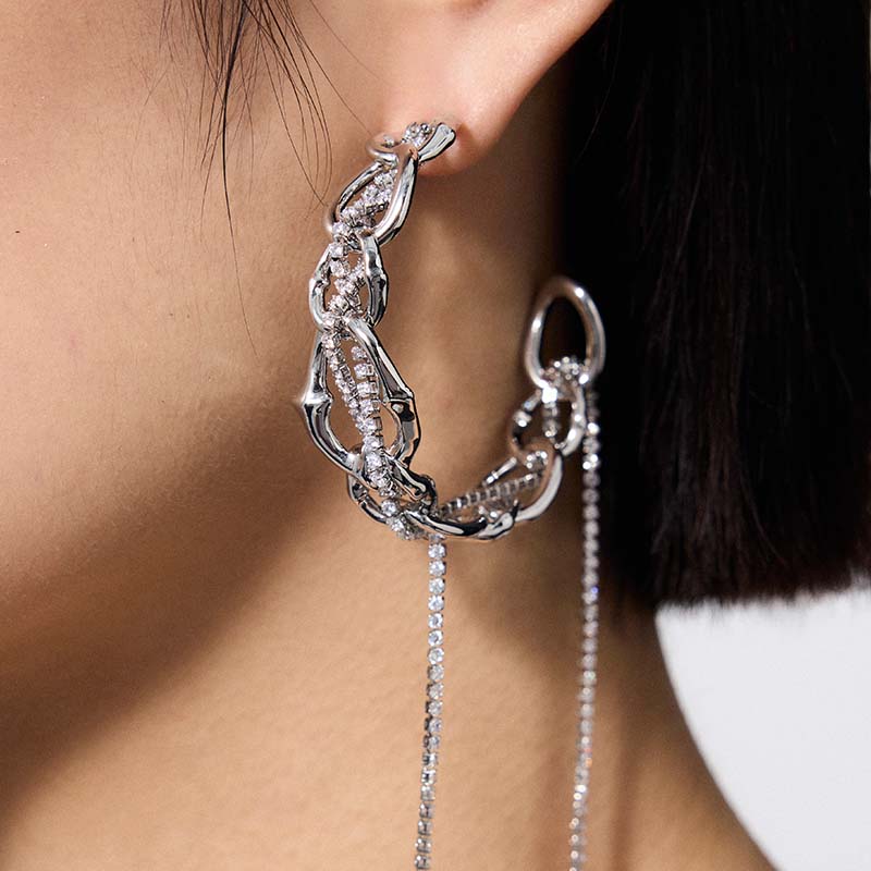 Knight Armor Chain Earrings - Image 5