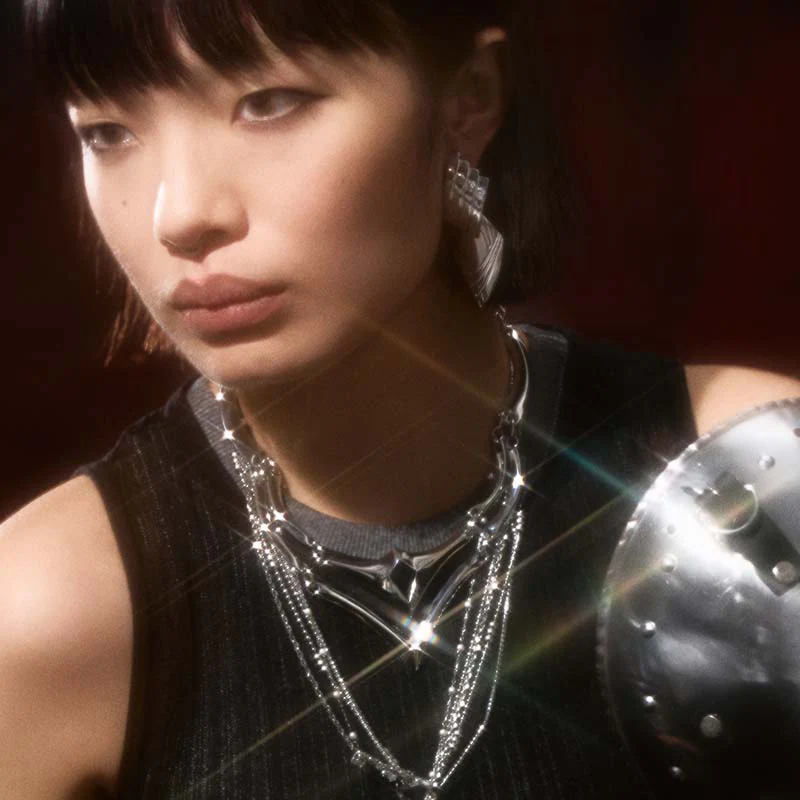 Knight Armor Double-Layer Necklace - Image 3