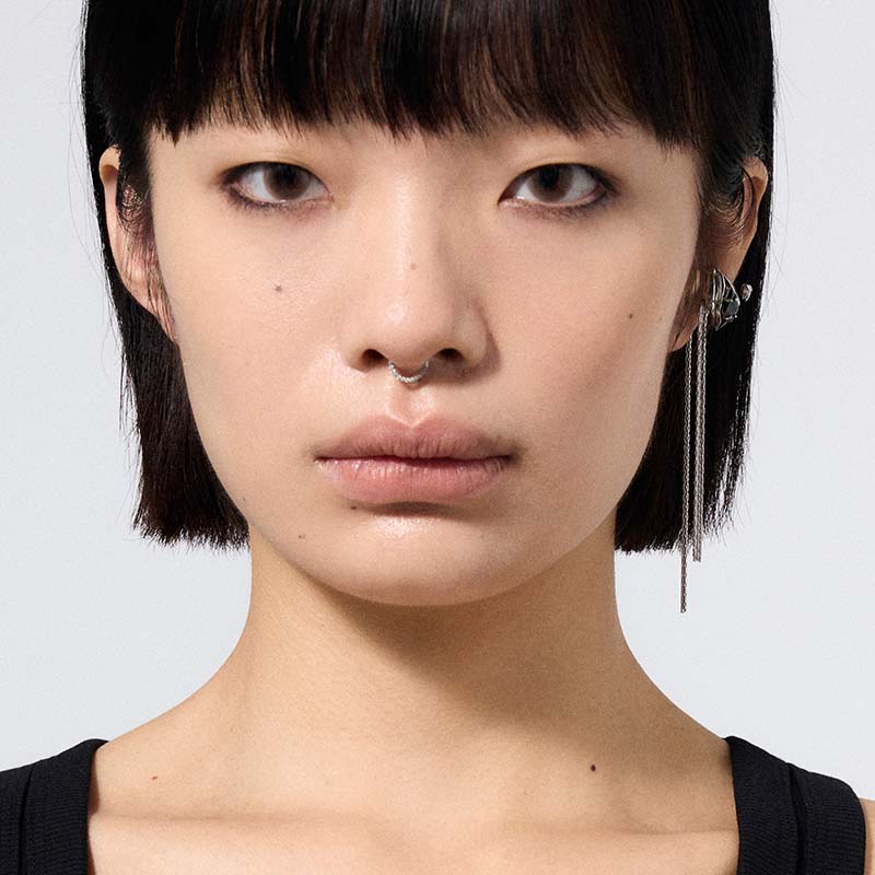Knight Armor Tassel Ear Cuff - Image 3