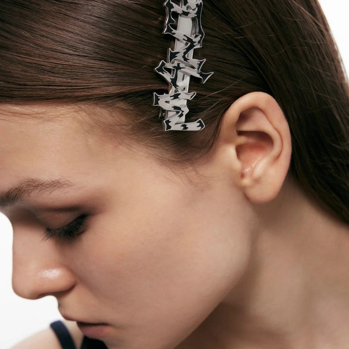 "MANIA" Letter Hair Clip - Image 5
