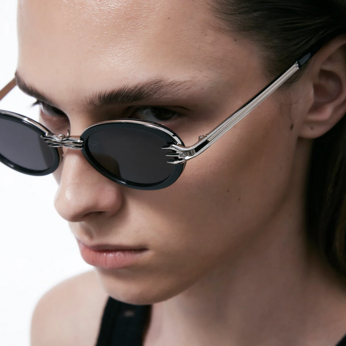 Metal Retro Round Frame Sunglasses - Image 6