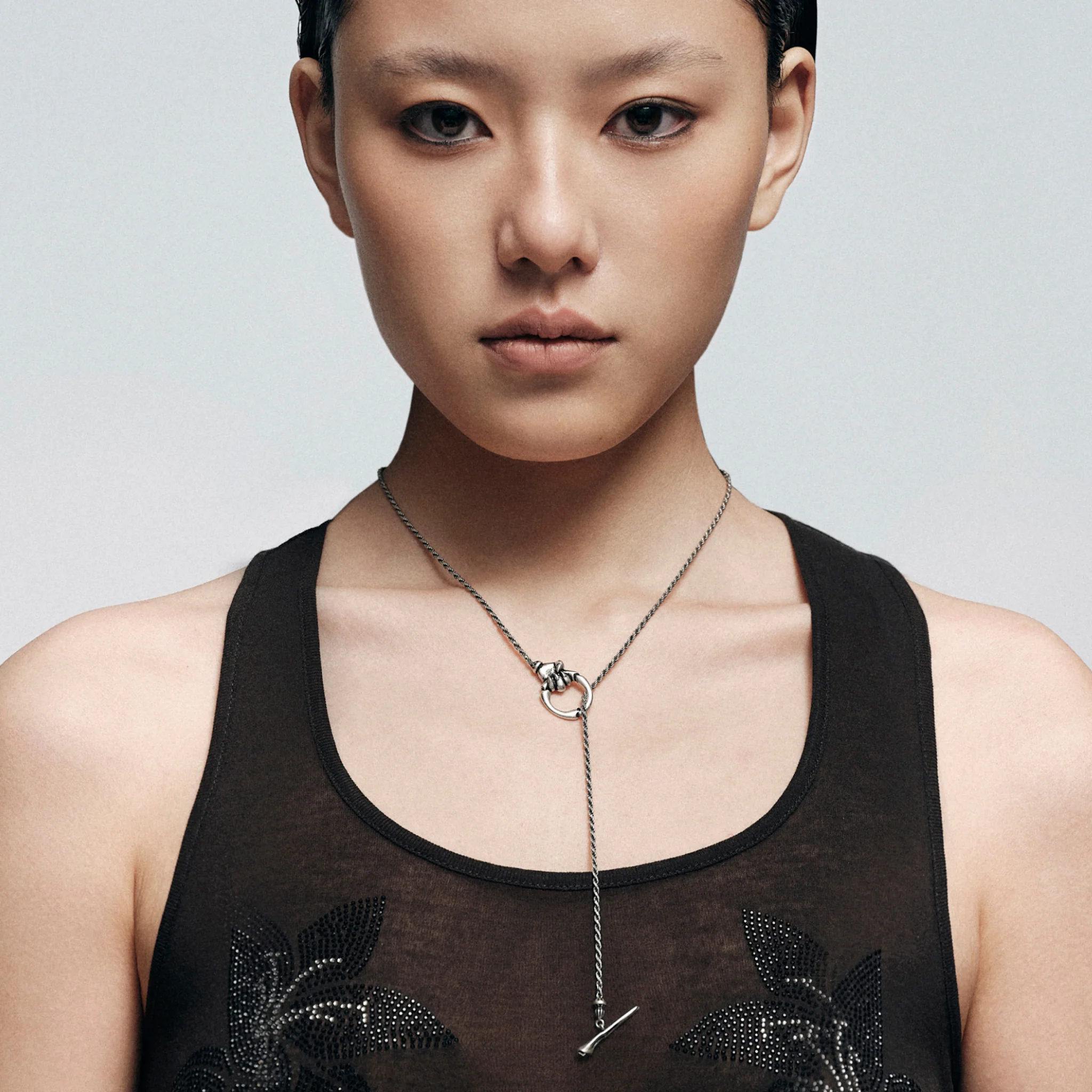 Night Cat Claw T-Bar Chain Necklace - Image 4