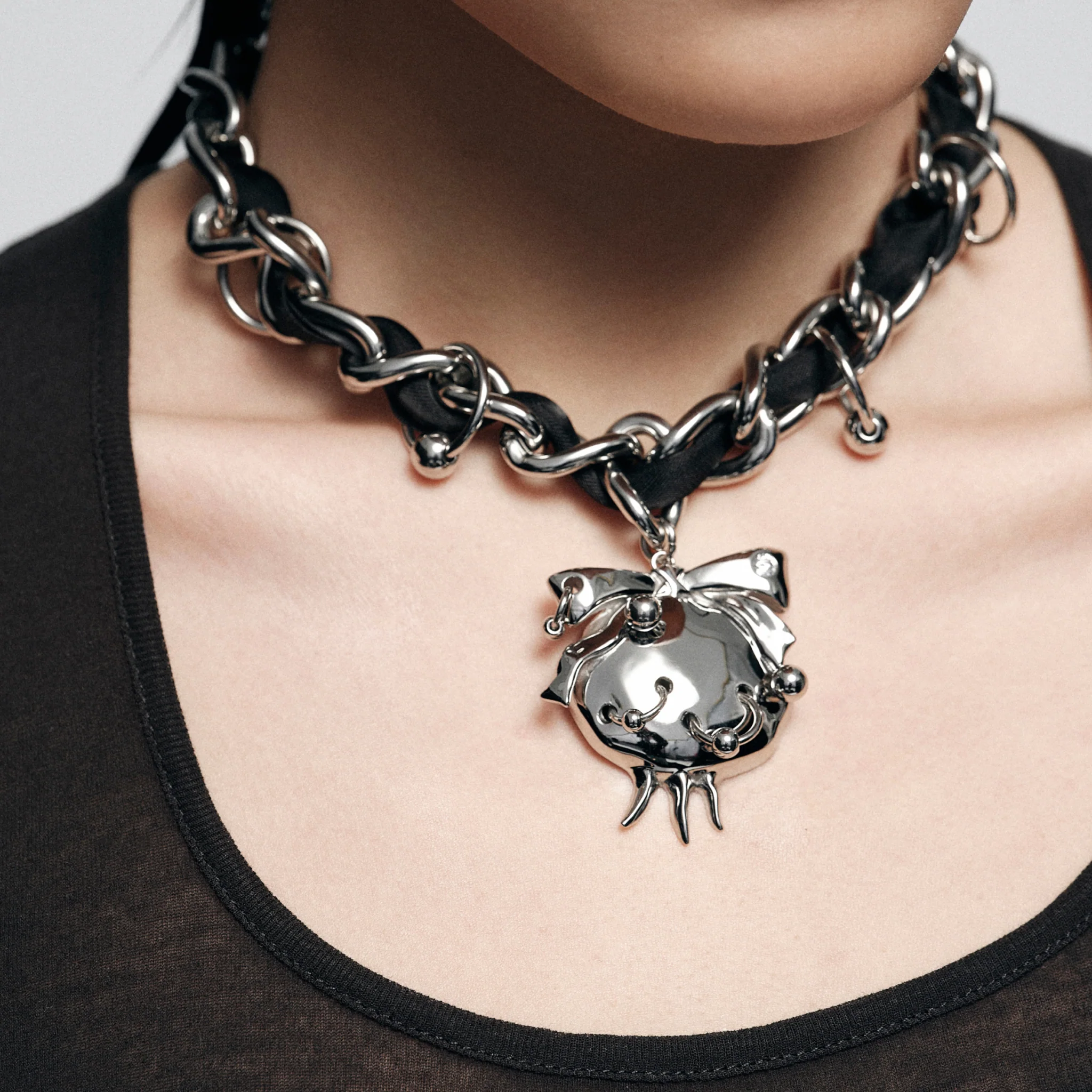 Pierced Pomegranate Strap Choker - Image 6