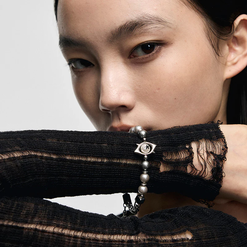 Punk Eye Gradient Pearl Bracelet - Image 3