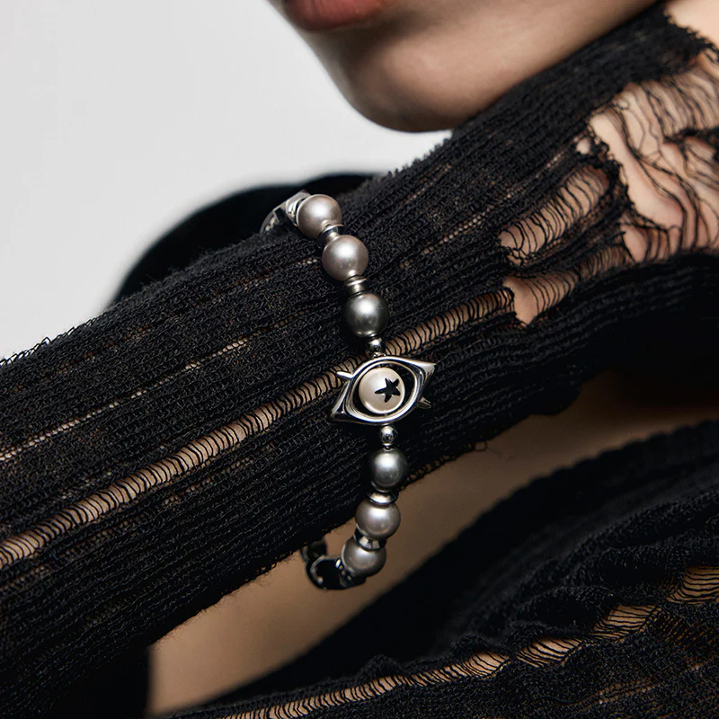 Punk Eye Gradient Pearl Bracelet - Image 4