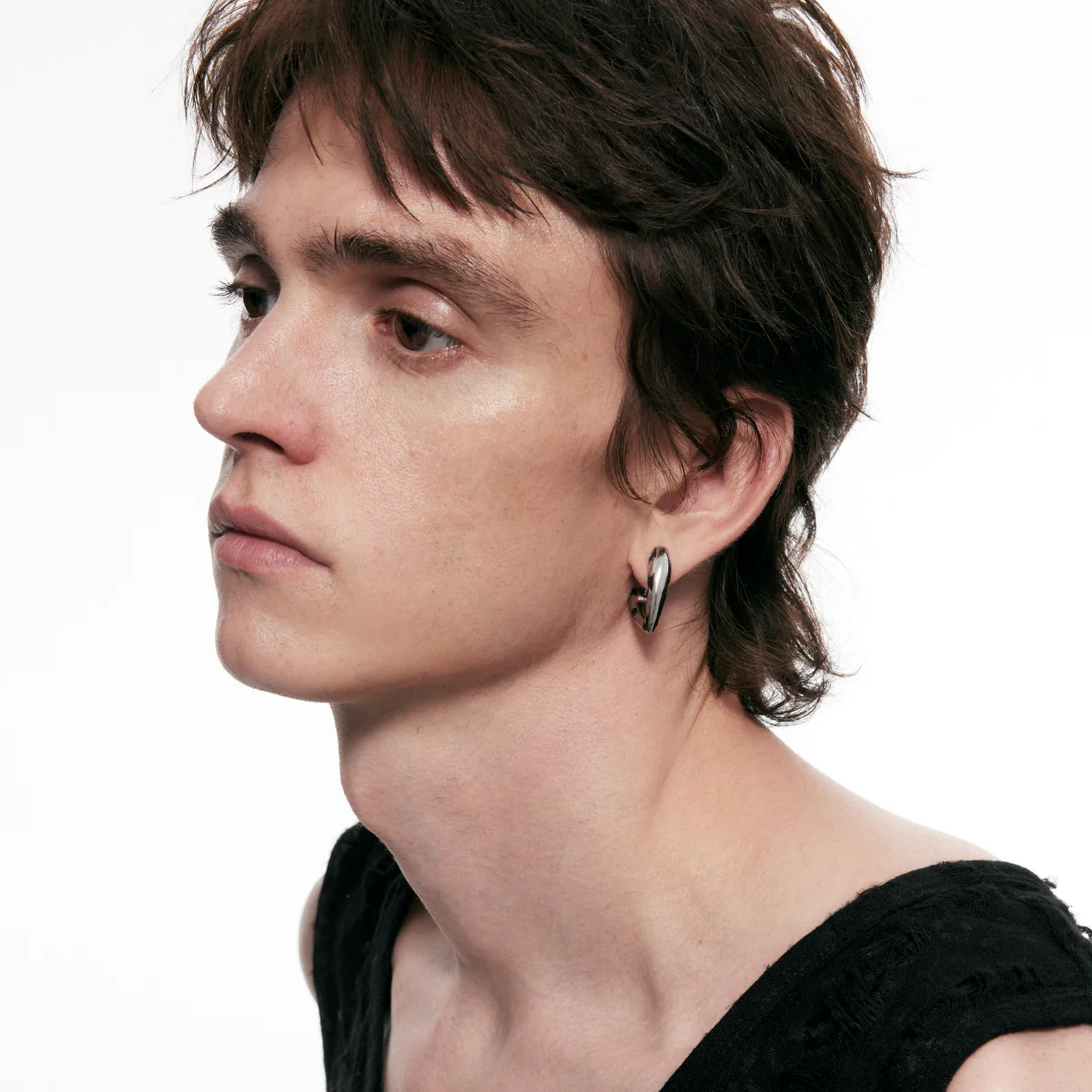 Punk Moth Pattern Earrings - Image 5