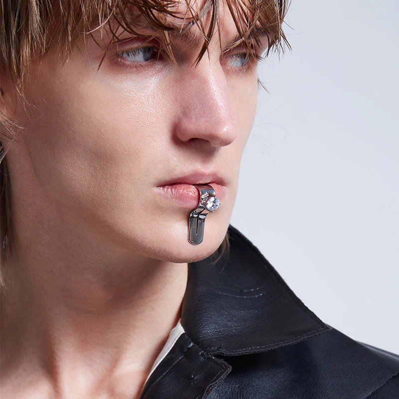 Rebellion Revolution Zircon Diamond Lip Clip - Image 7