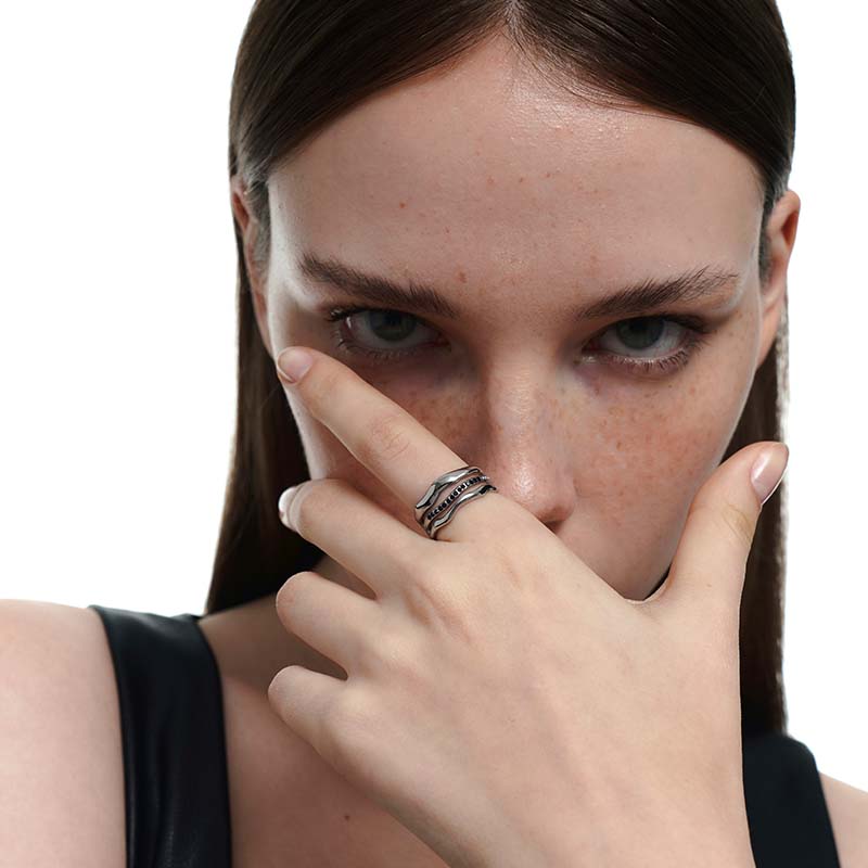 Rhinestone-Decorated Hollow Ring - Image 6