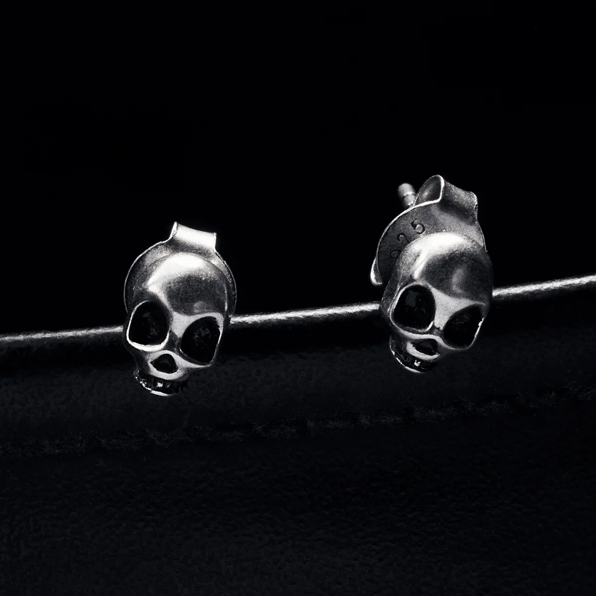 S925 Mini Skull Stud Earrings - Image 6