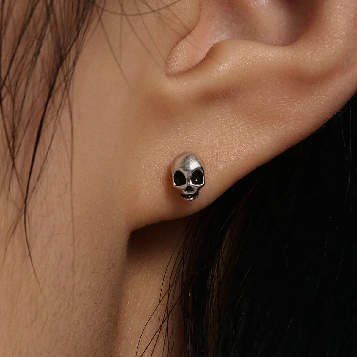 S925 Mini Skull Stud Earrings - Image 7