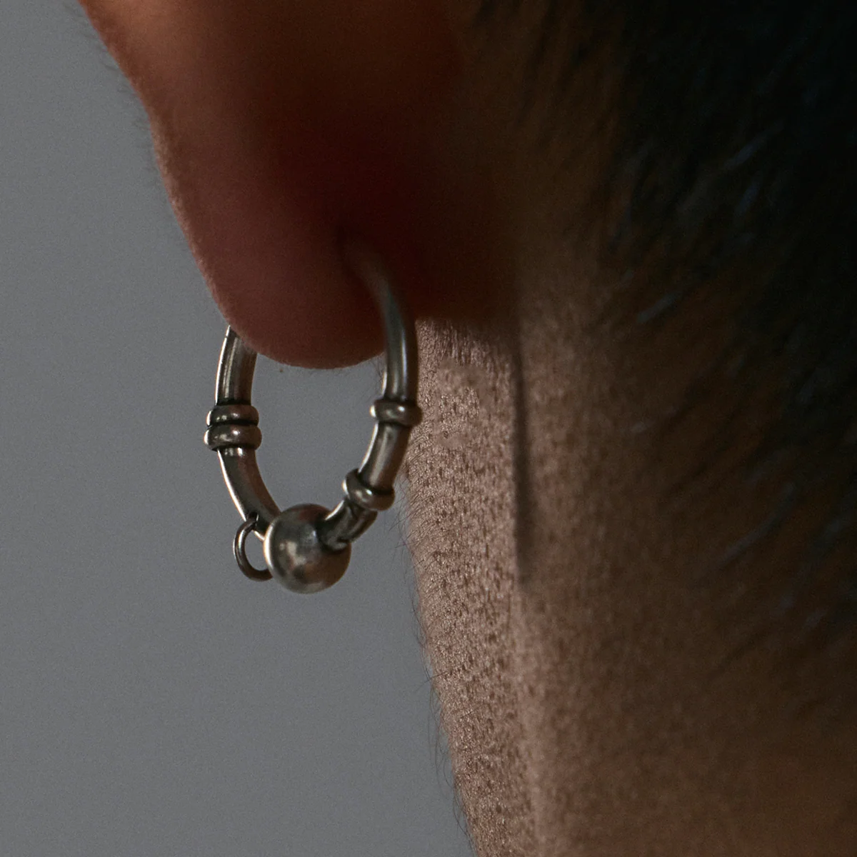 S925 Piercing Ball Earrings - Image 4