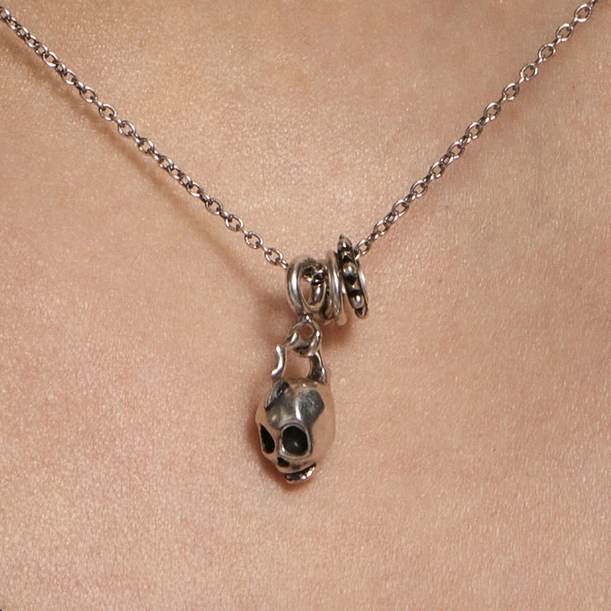 S925 Punk Skull Necklace - Image 3