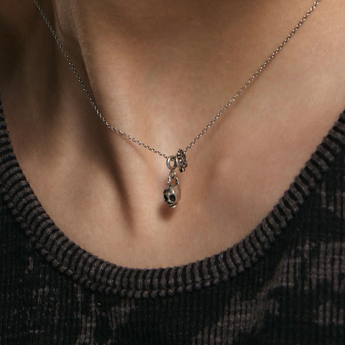 S925 Punk Skull Necklace - Image 4
