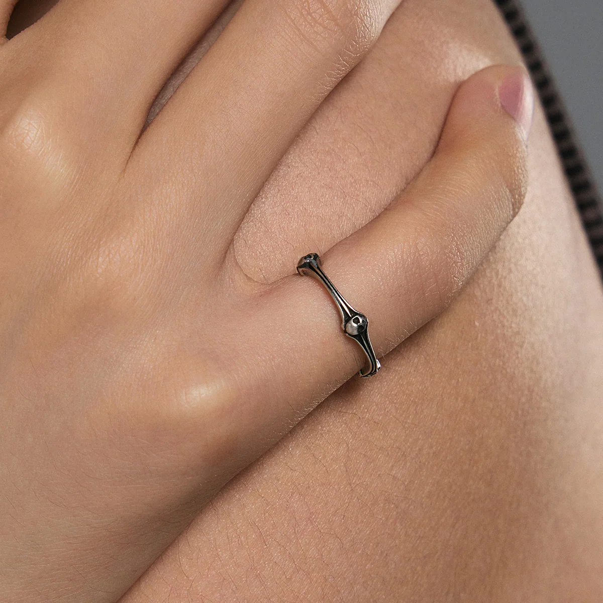 S925 Skull Pinky Ring - Image 5