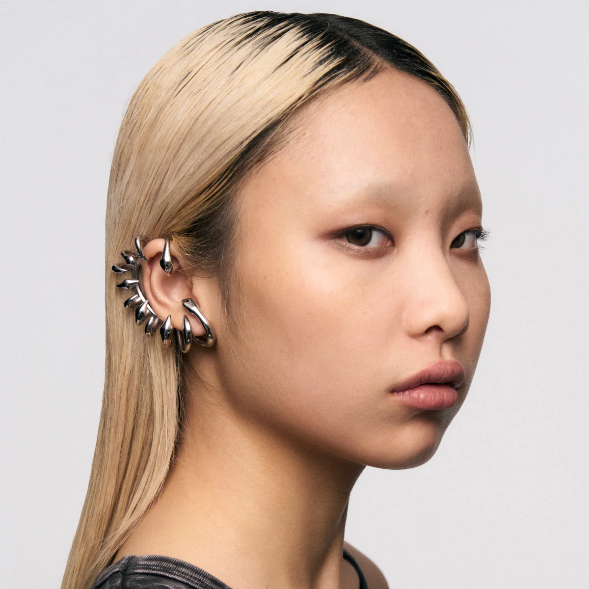 Snake Bone Effect Black Onyx Ear Cuff (Right Ear Single) - Image 6