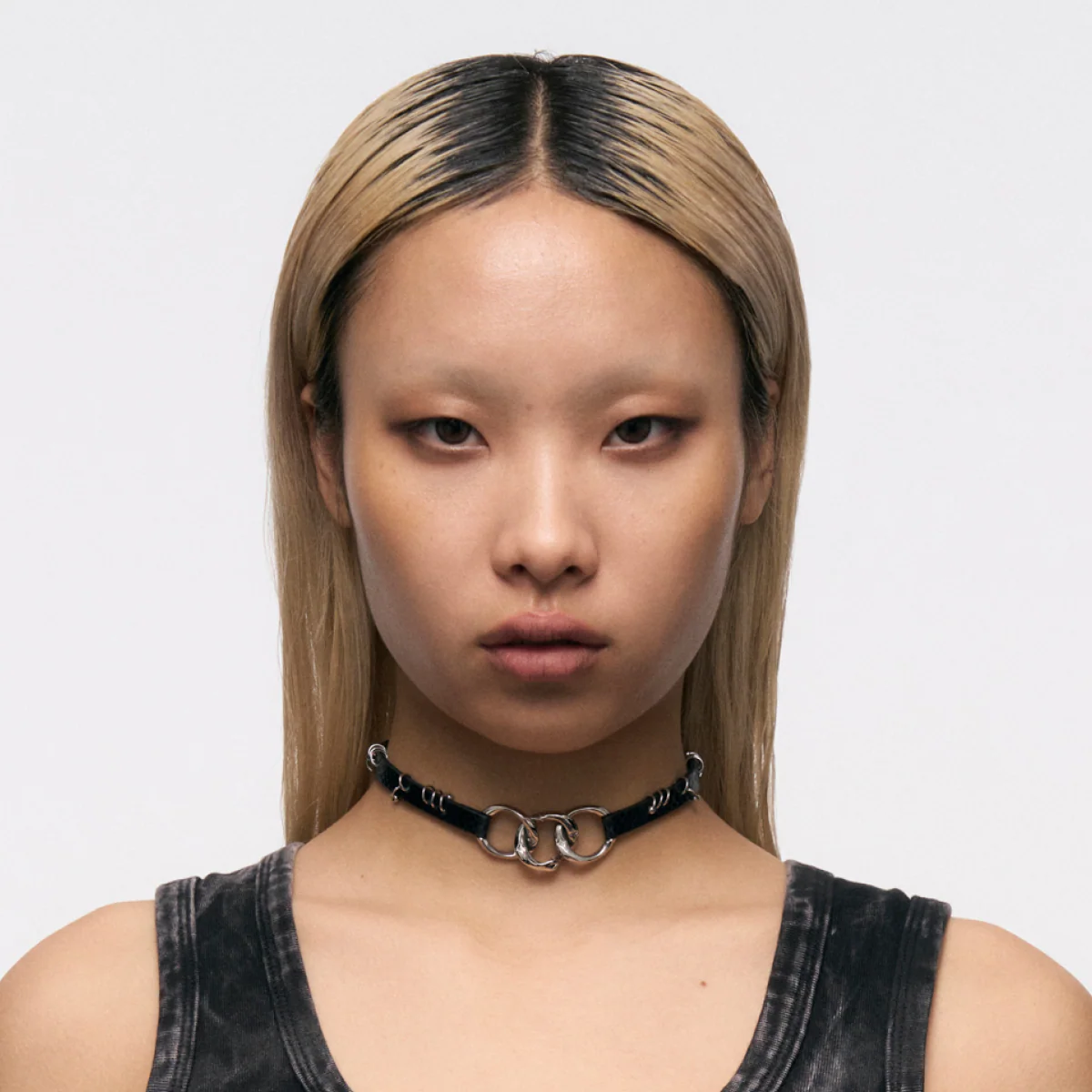 Snake Pattern Pierced Triple Serpent Choker - Image 4