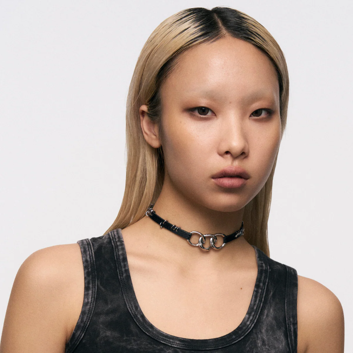 Snake Pattern Pierced Triple Serpent Choker - Image 5