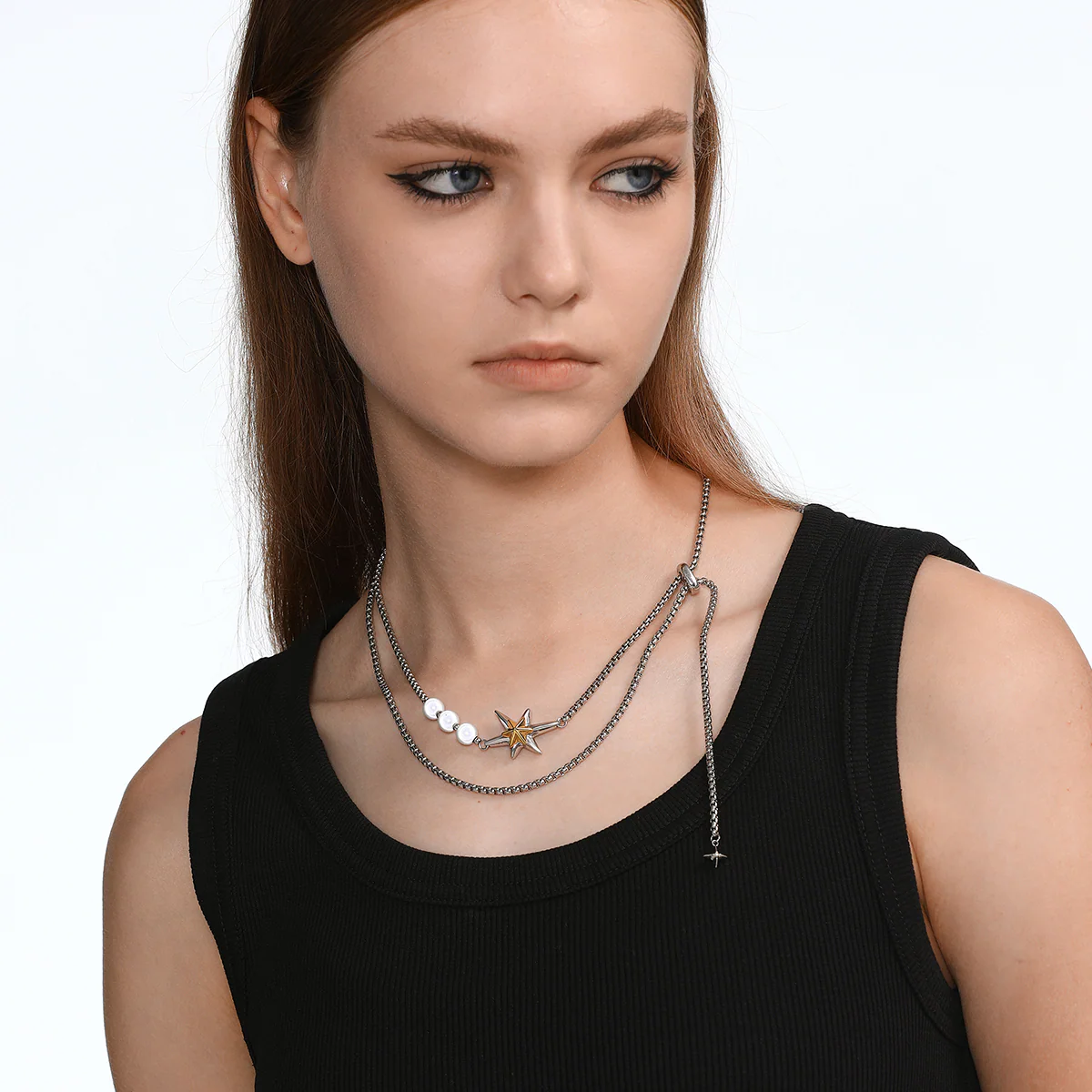 Star of Bethlehem Gold And Silver Color-Blocked Adjustable Christmas Star Necklace - Image 5