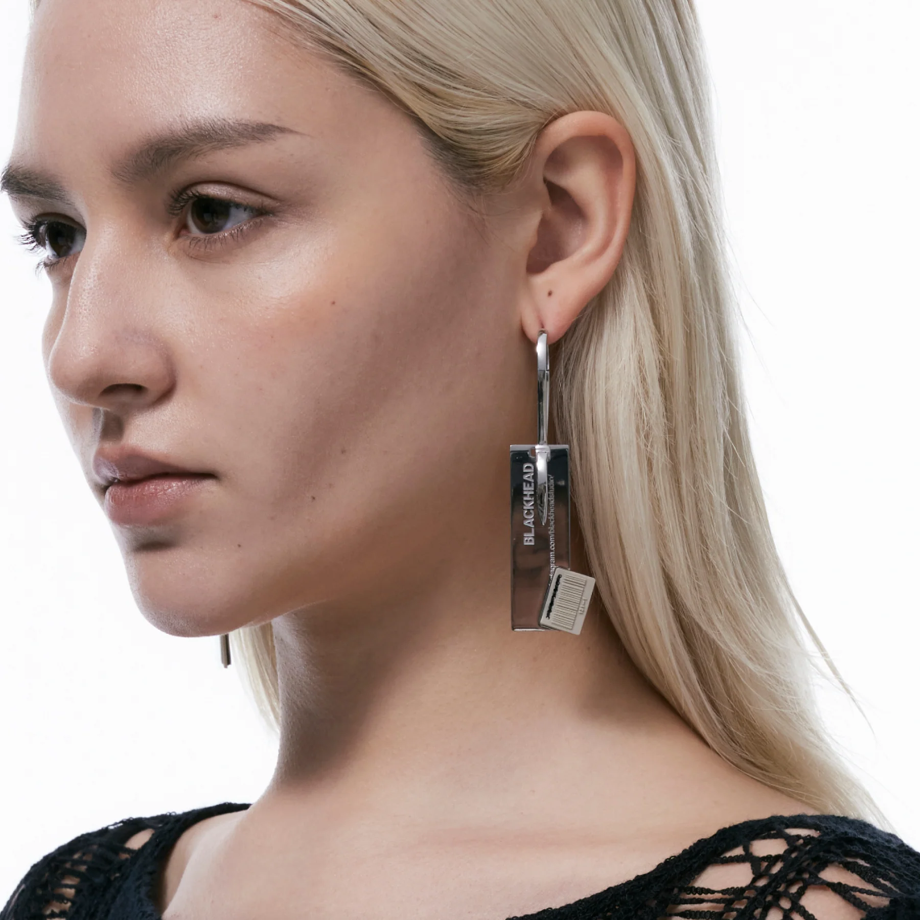 Tag Pendant Clasp Earrings - Image 5